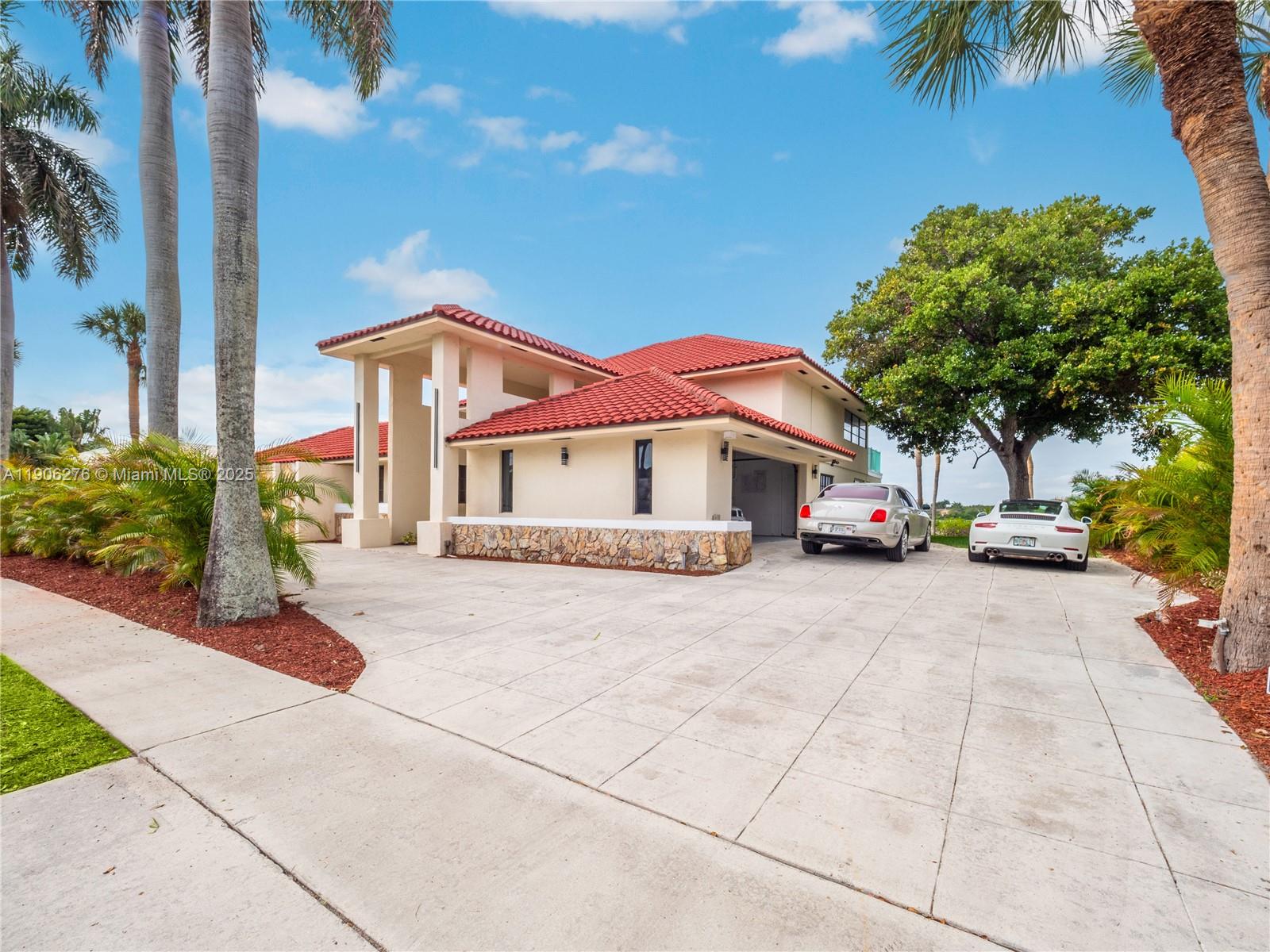 1635 Lands End Rd Manalapan, FL 33462