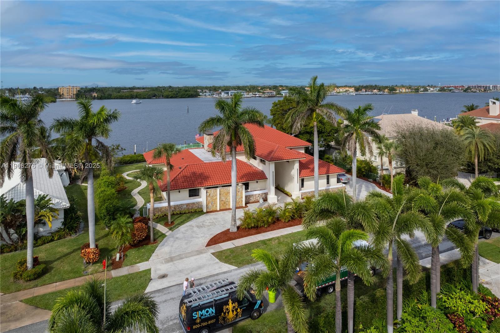 1635 Lands End Rd Manalapan, FL 33462