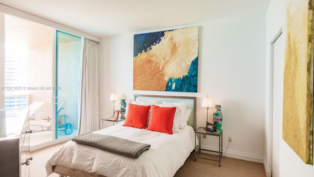 300 S Pointe Dr #3506 Miami Beach, FL 33139