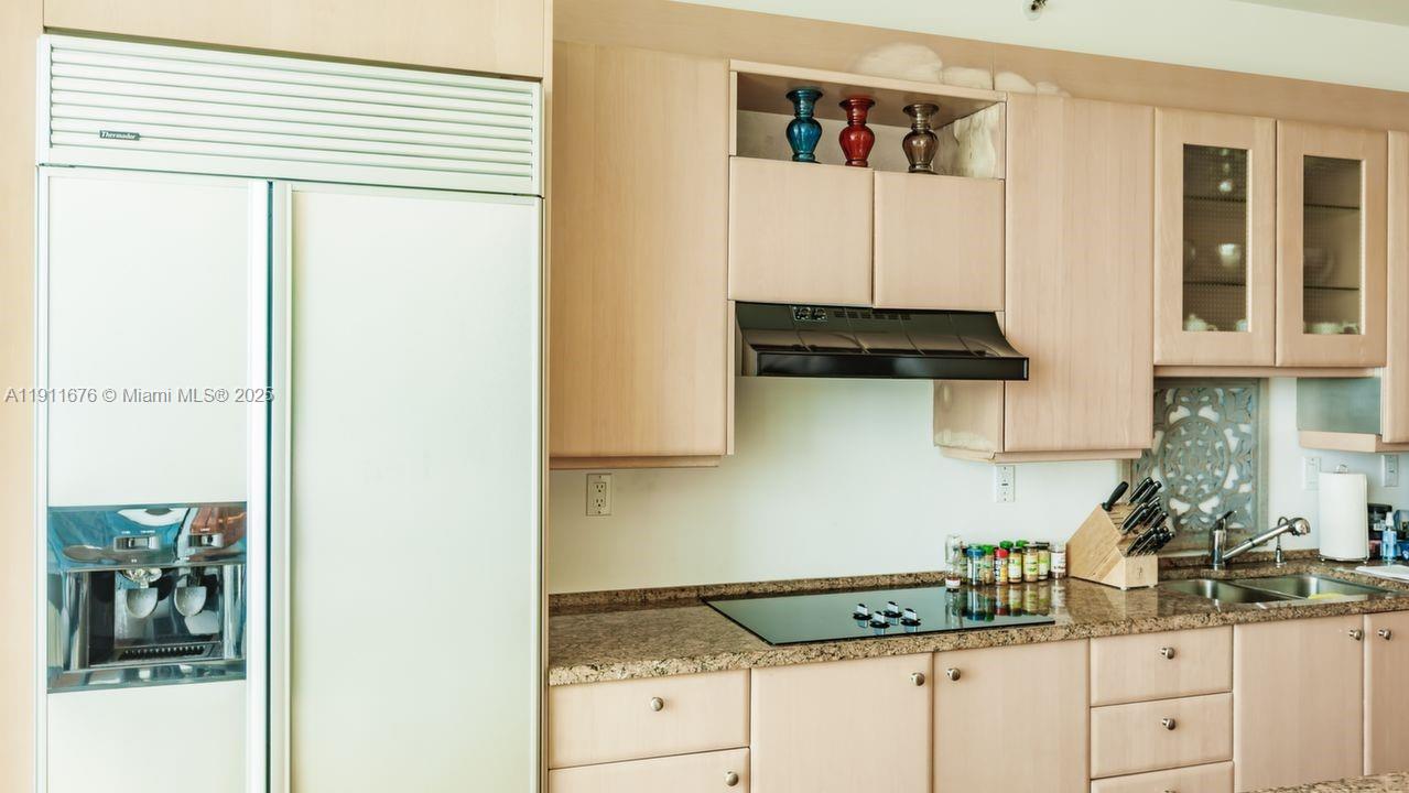 300 S Pointe Dr #3506 Miami Beach, FL 33139