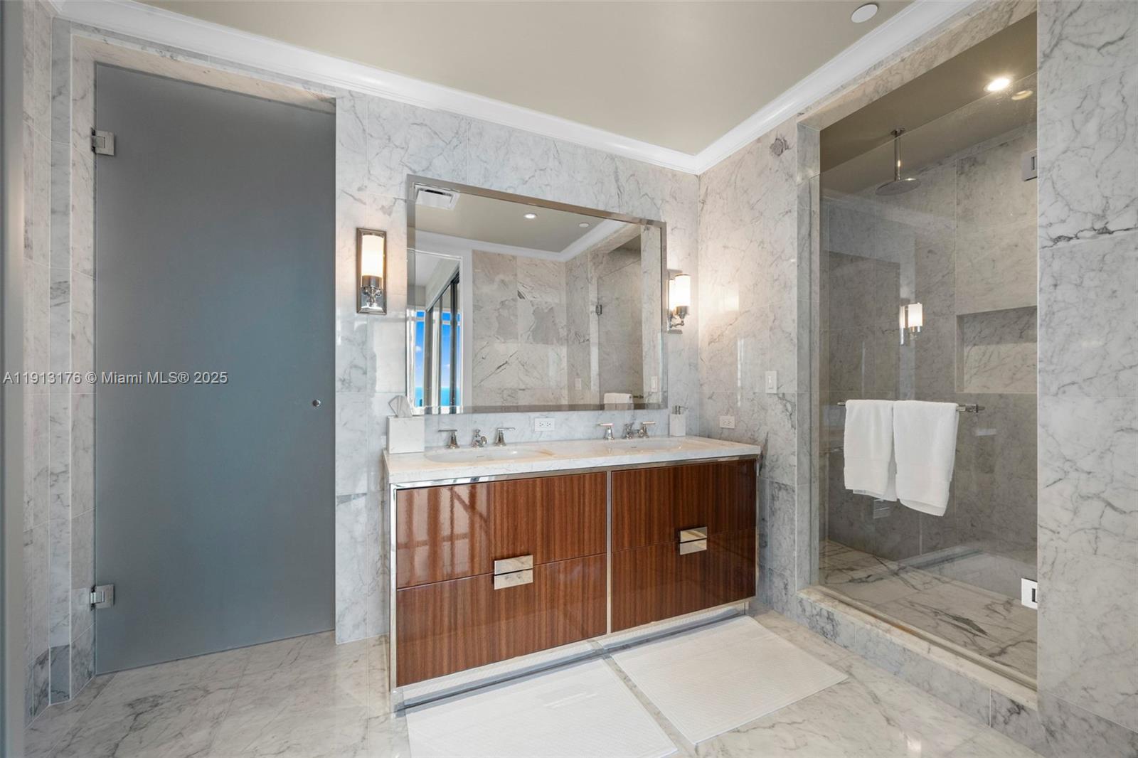 15701 Collins Ave #4701 Sunny Isles Beach, FL 33160