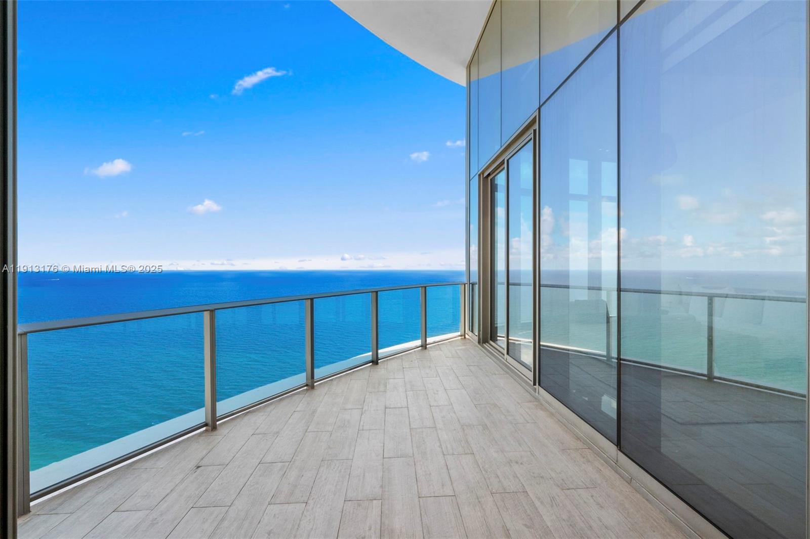 15701 Collins Ave #4701 Sunny Isles Beach, FL 33160