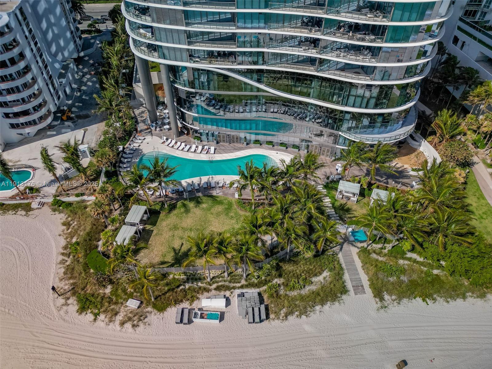15701 Collins Ave #4701 Sunny Isles Beach, FL 33160
