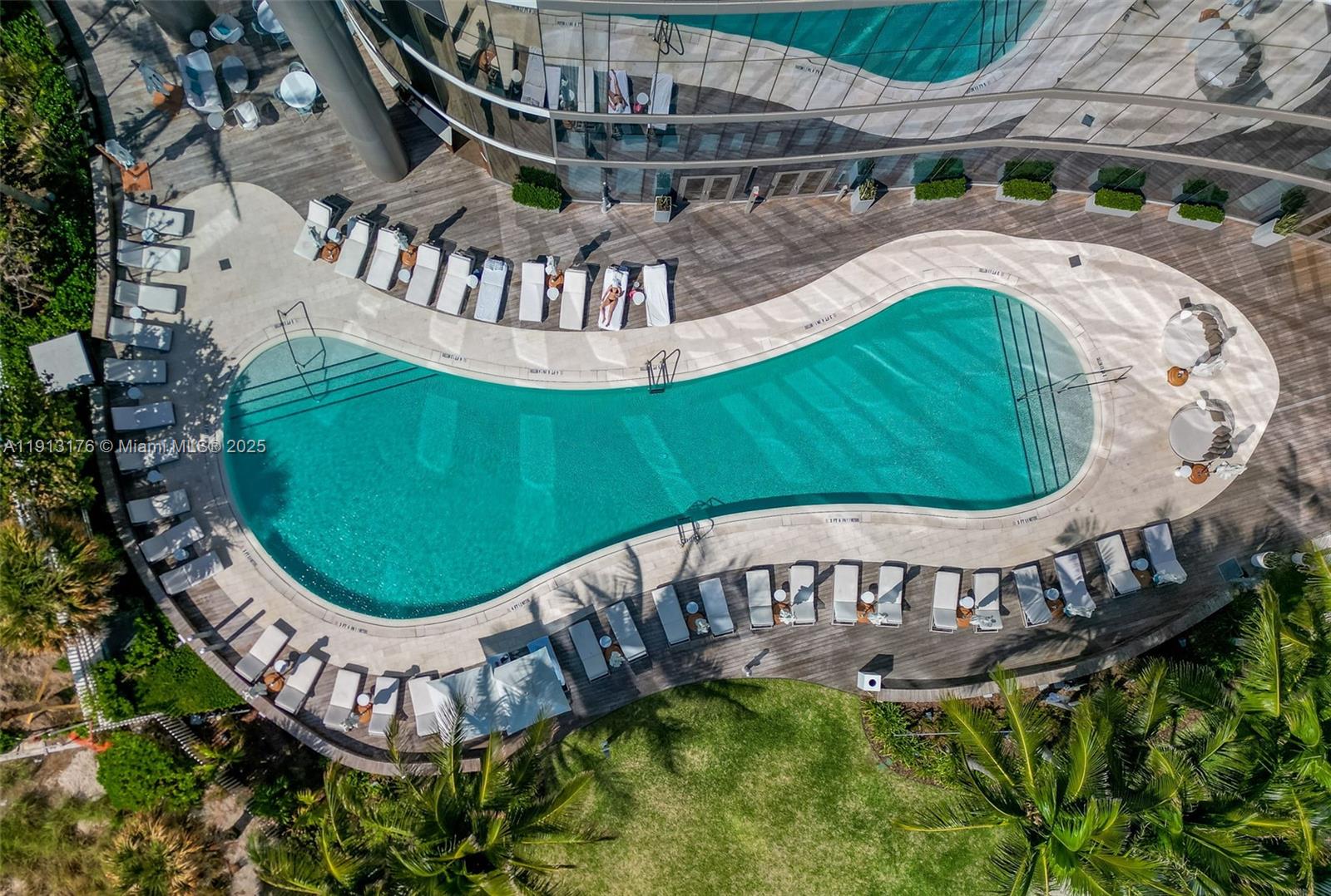 15701 Collins Ave #4701 Sunny Isles Beach, FL 33160