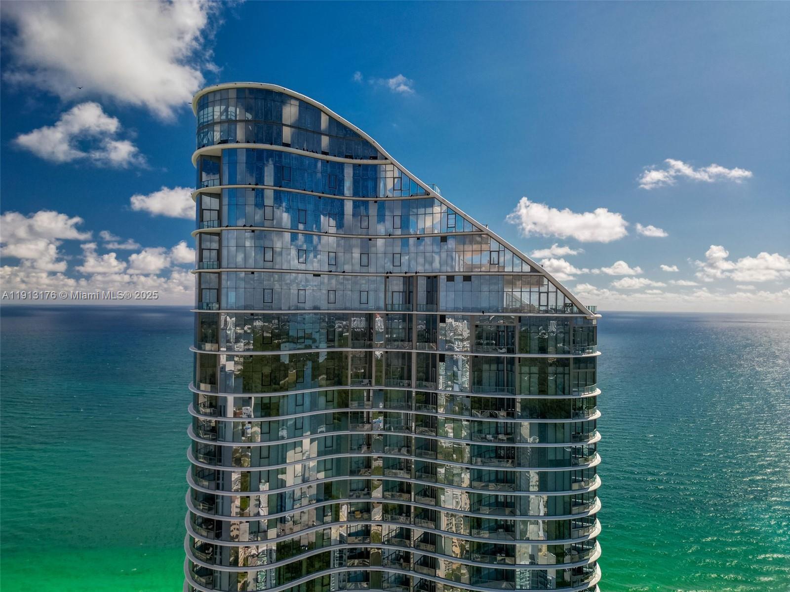 15701 Collins Ave #4701 Sunny Isles Beach, FL 33160