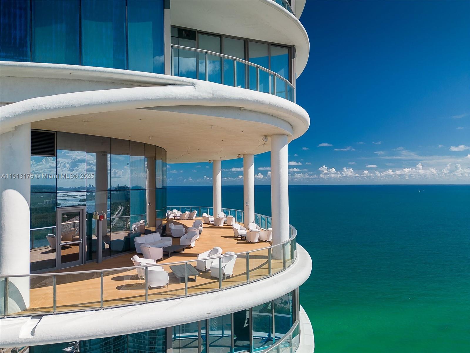 15701 Collins Ave #4701 Sunny Isles Beach, FL 33160