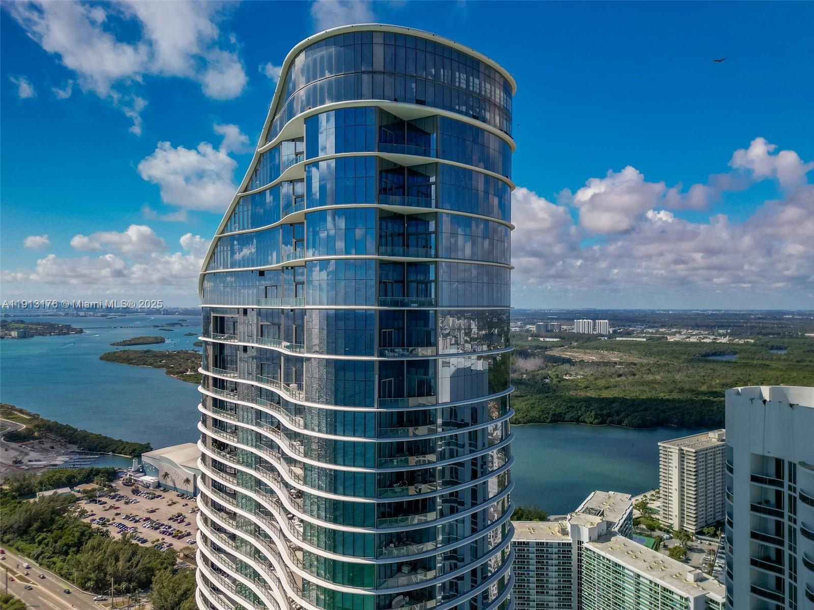 15701 Collins Ave #4701 Sunny Isles Beach, FL 33160