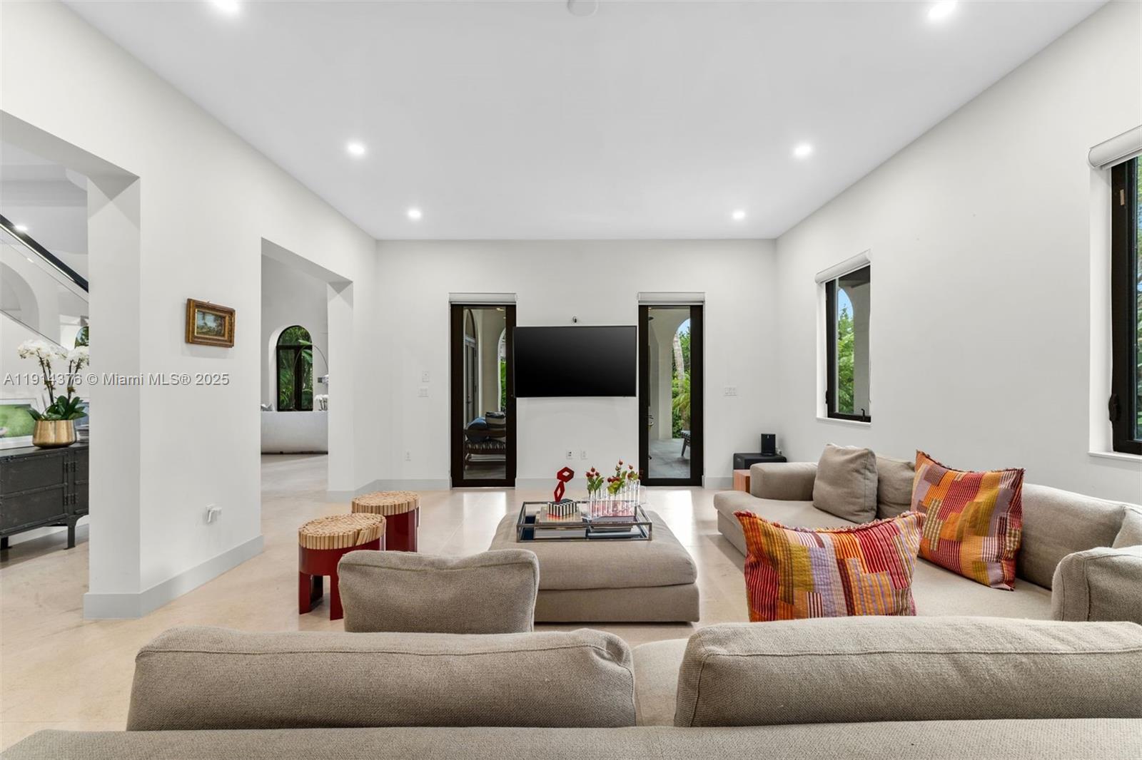 320 Atlantic Rd Key Biscayne, FL 33149