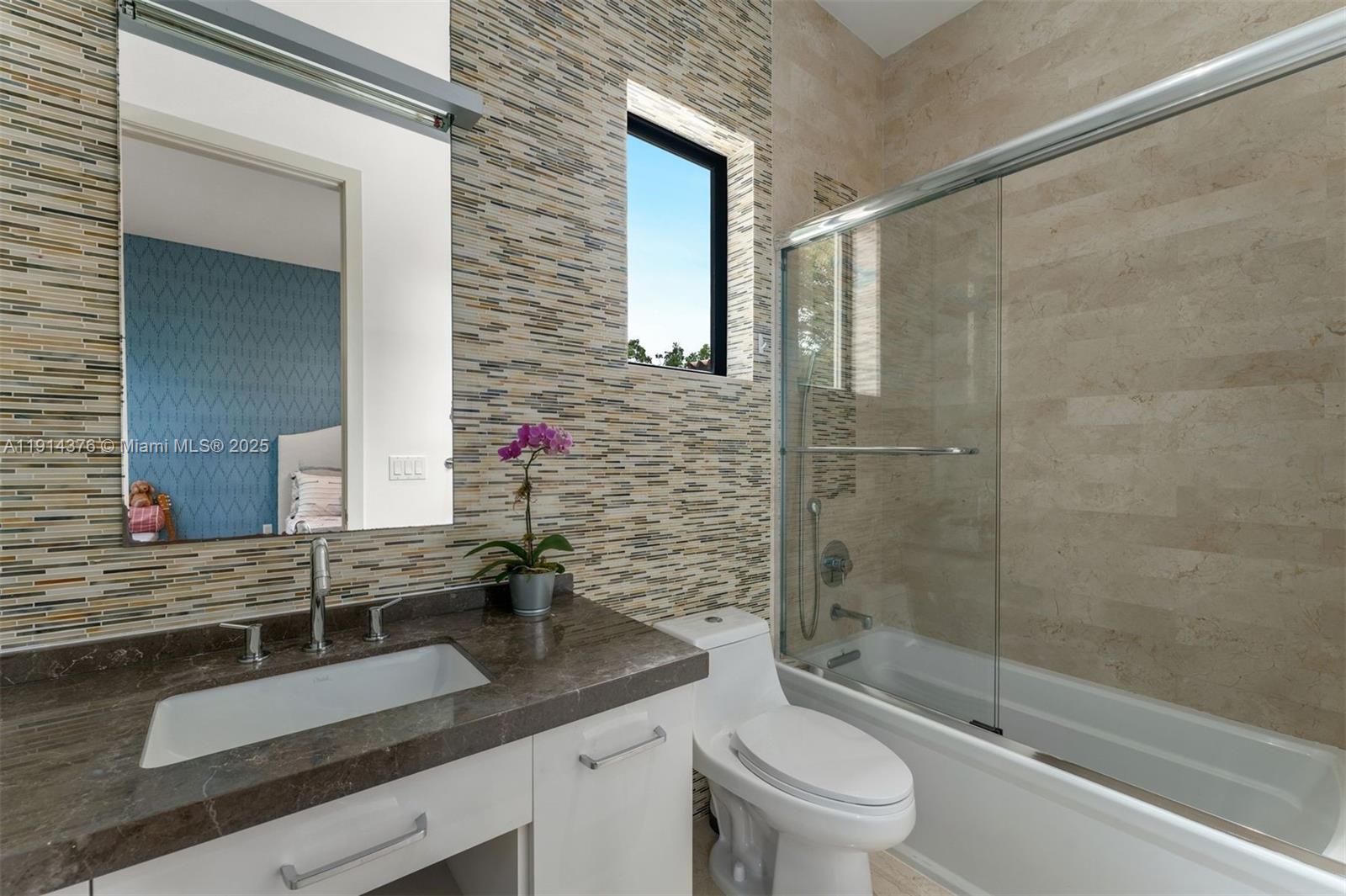 320 Atlantic Rd Key Biscayne, FL 33149