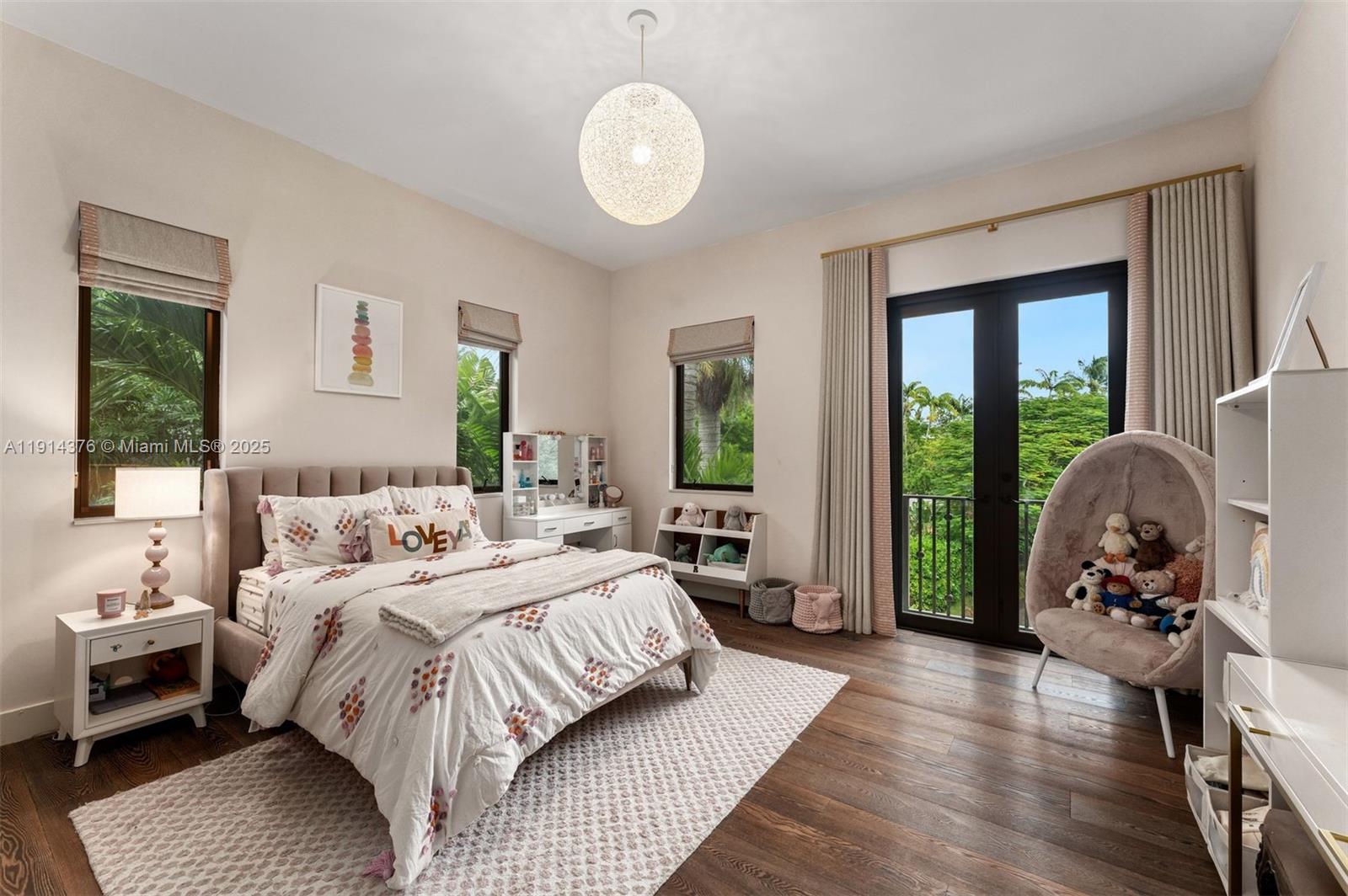 320 Atlantic Rd Key Biscayne, FL 33149