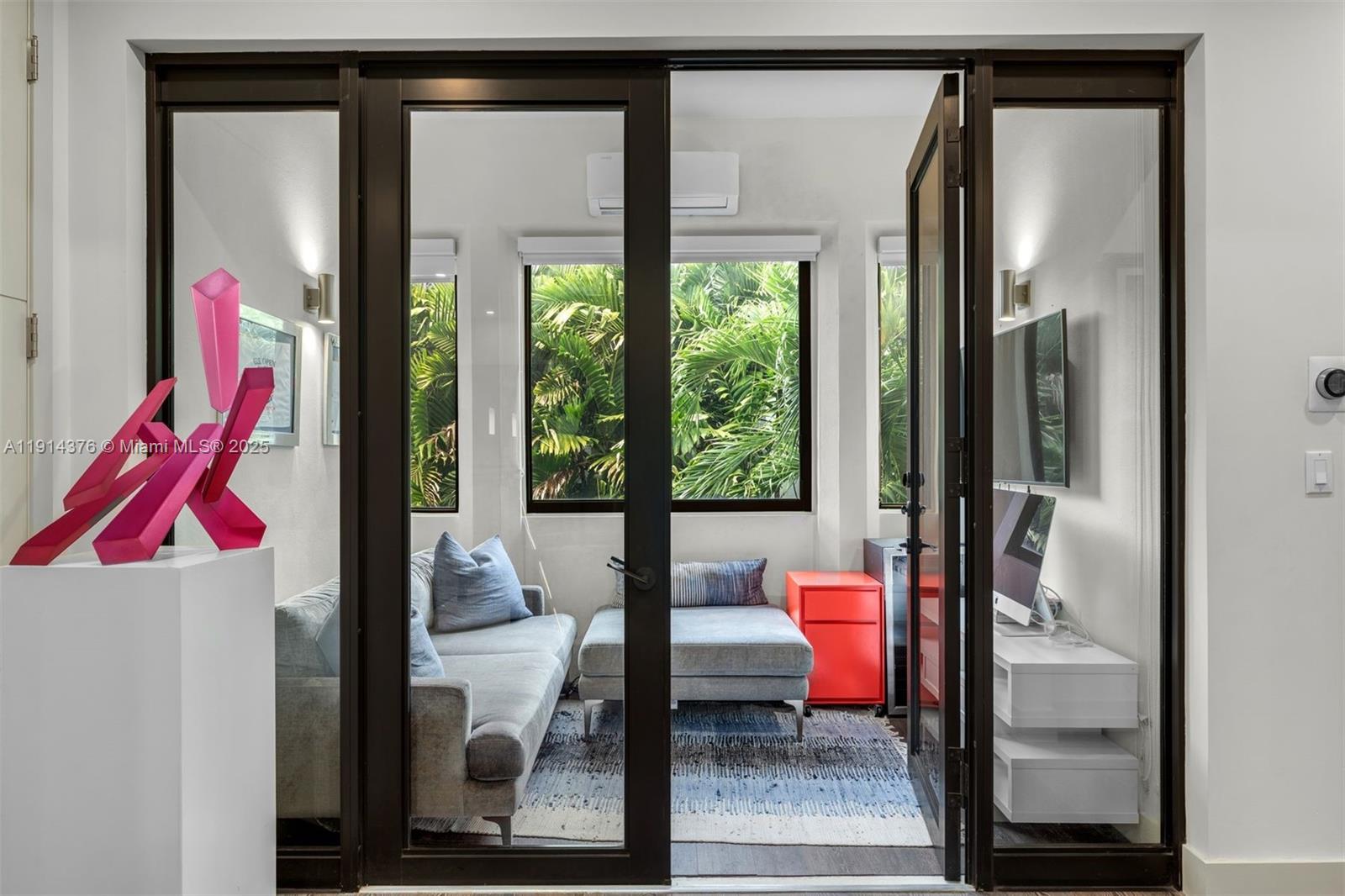 320 Atlantic Rd Key Biscayne, FL 33149