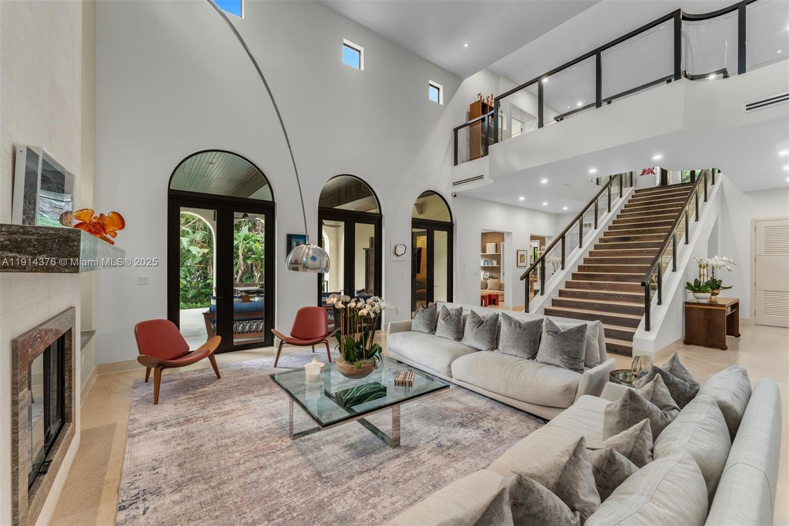 320 Atlantic Rd Key Biscayne, FL 33149