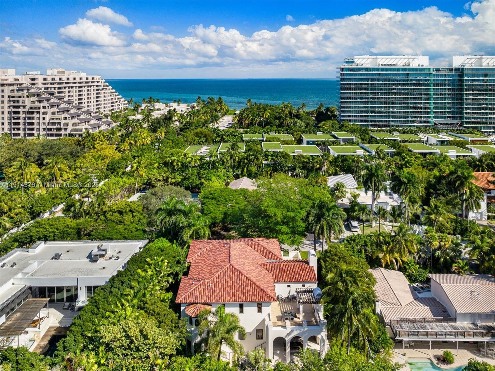 320 Atlantic Rd Key Biscayne, FL 33149