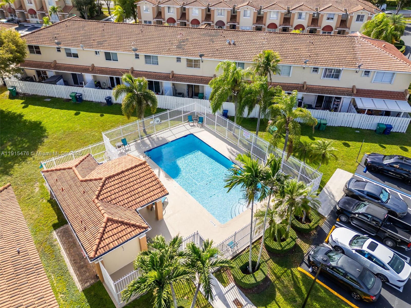 6263 SW 139th Ave Miami, FL 33183