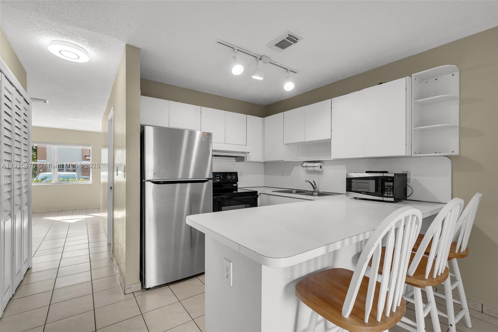 6263 SW 139th Ave Miami, FL 33183