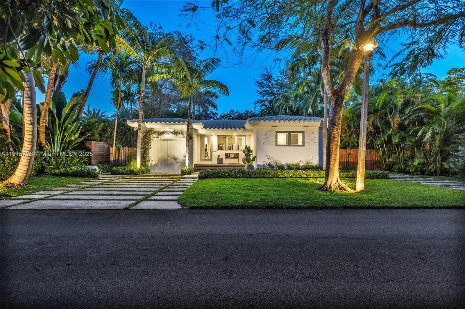 811 NE 71st St Miami, FL 33138