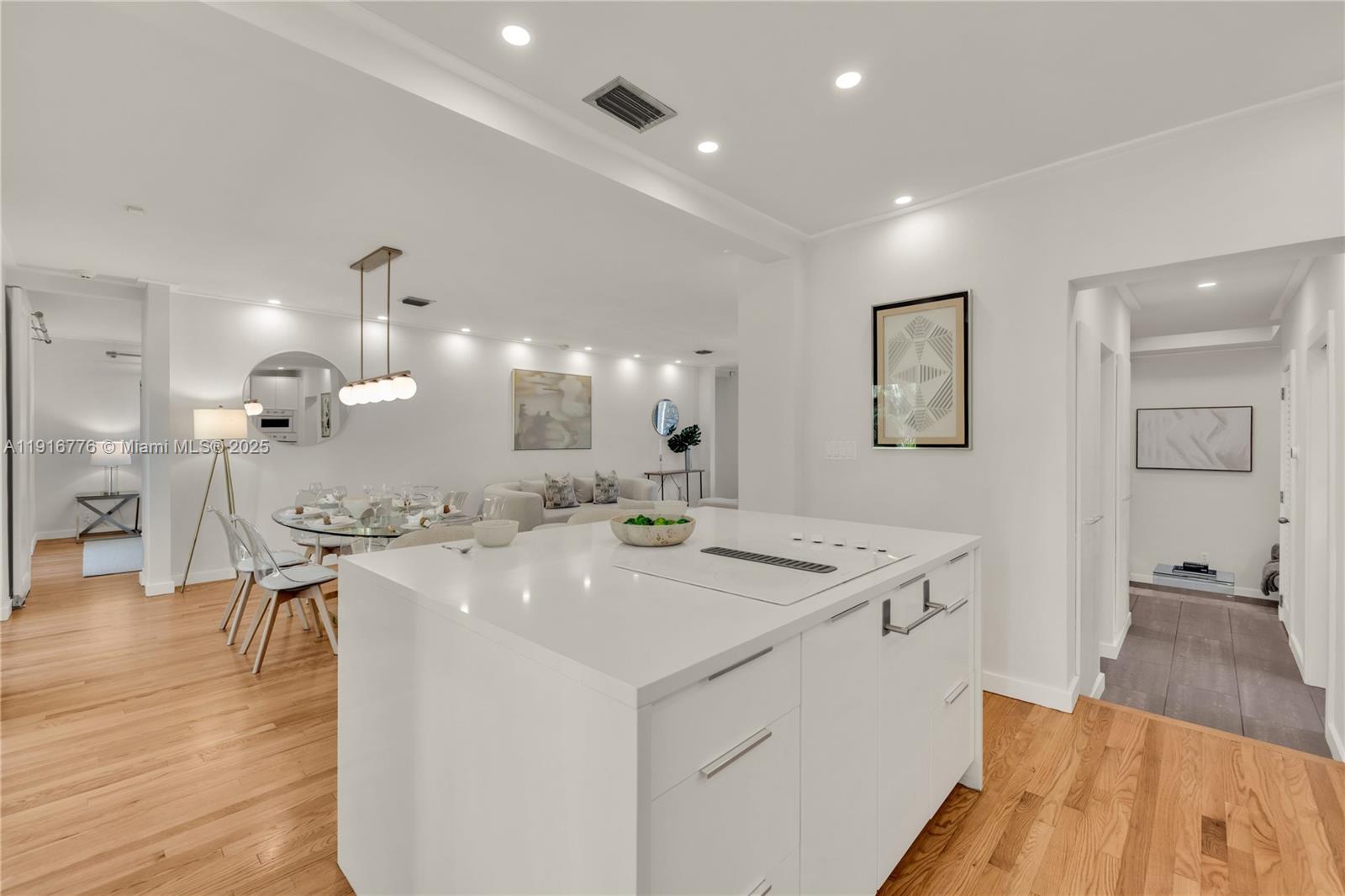 811 NE 71st St Miami, FL 33138