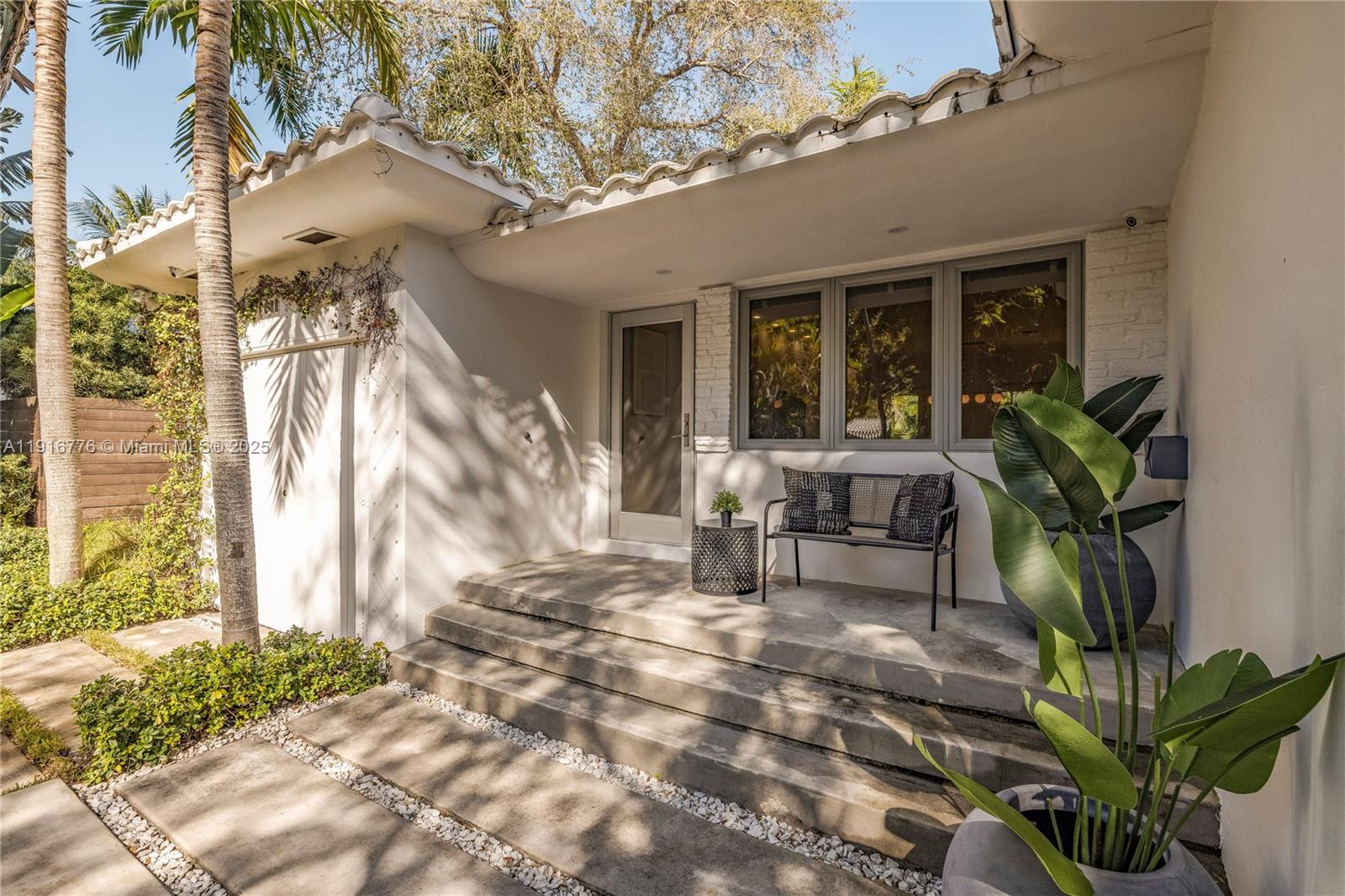 811 NE 71st St Miami, FL 33138