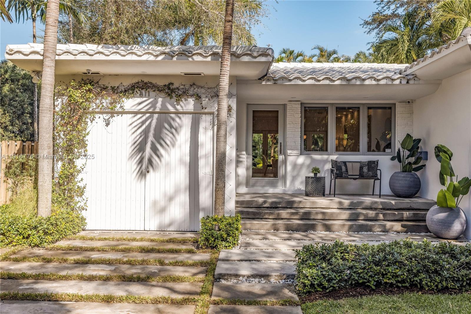 811 NE 71st St Miami, FL 33138