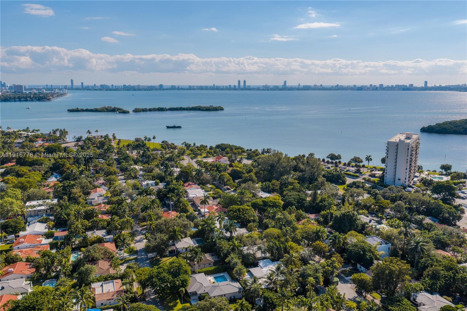 811 NE 71st St Miami, FL 33138