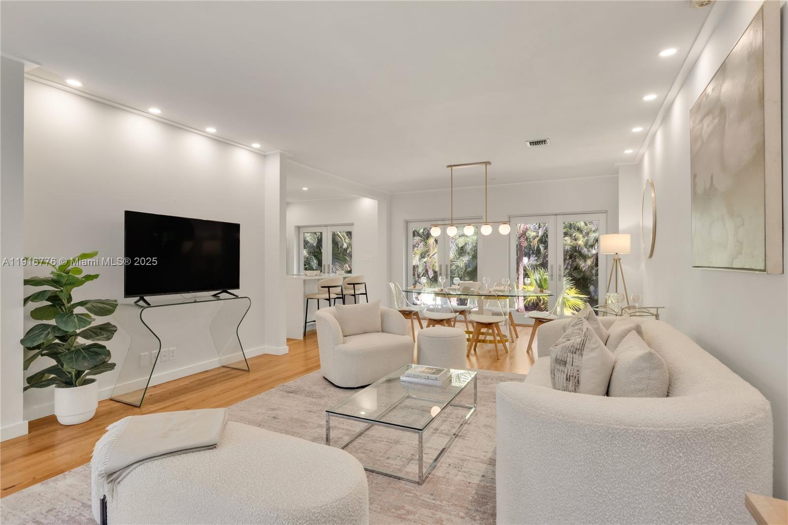 811 NE 71st St Miami, FL 33138