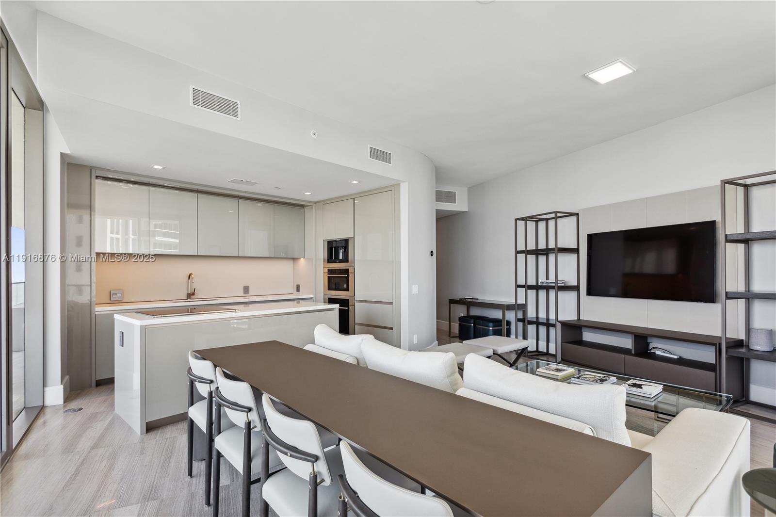 18975 Collins Ave #1905 Sunny Isles Beach, FL 33160