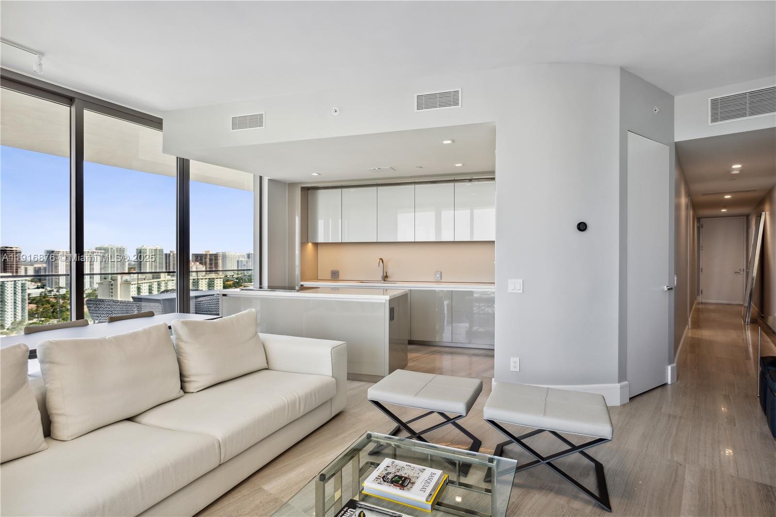 18975 Collins Ave #1905 Sunny Isles Beach, FL 33160