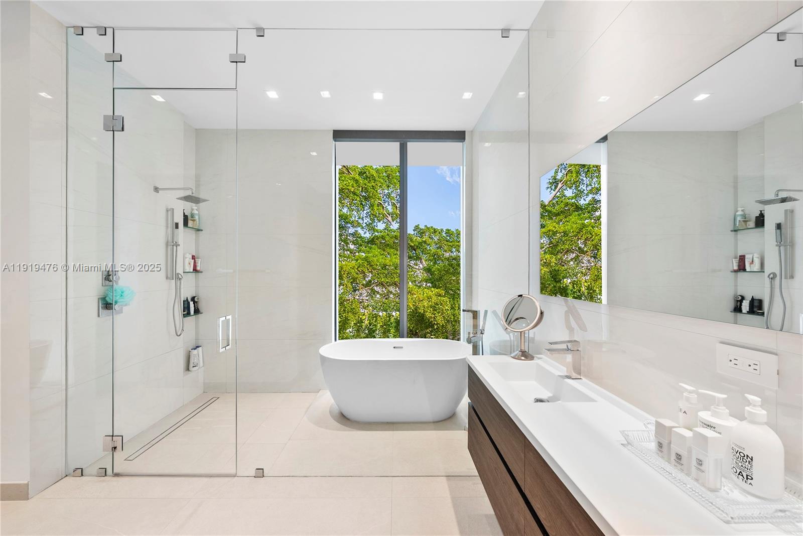 1202 NE 93rd St Miami Shores, FL 33138