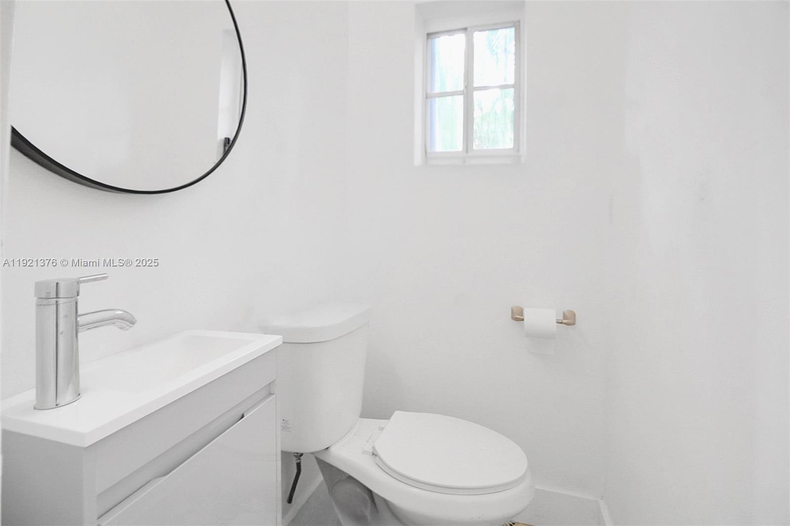 100 SW 30th Rd Miami, FL 33129