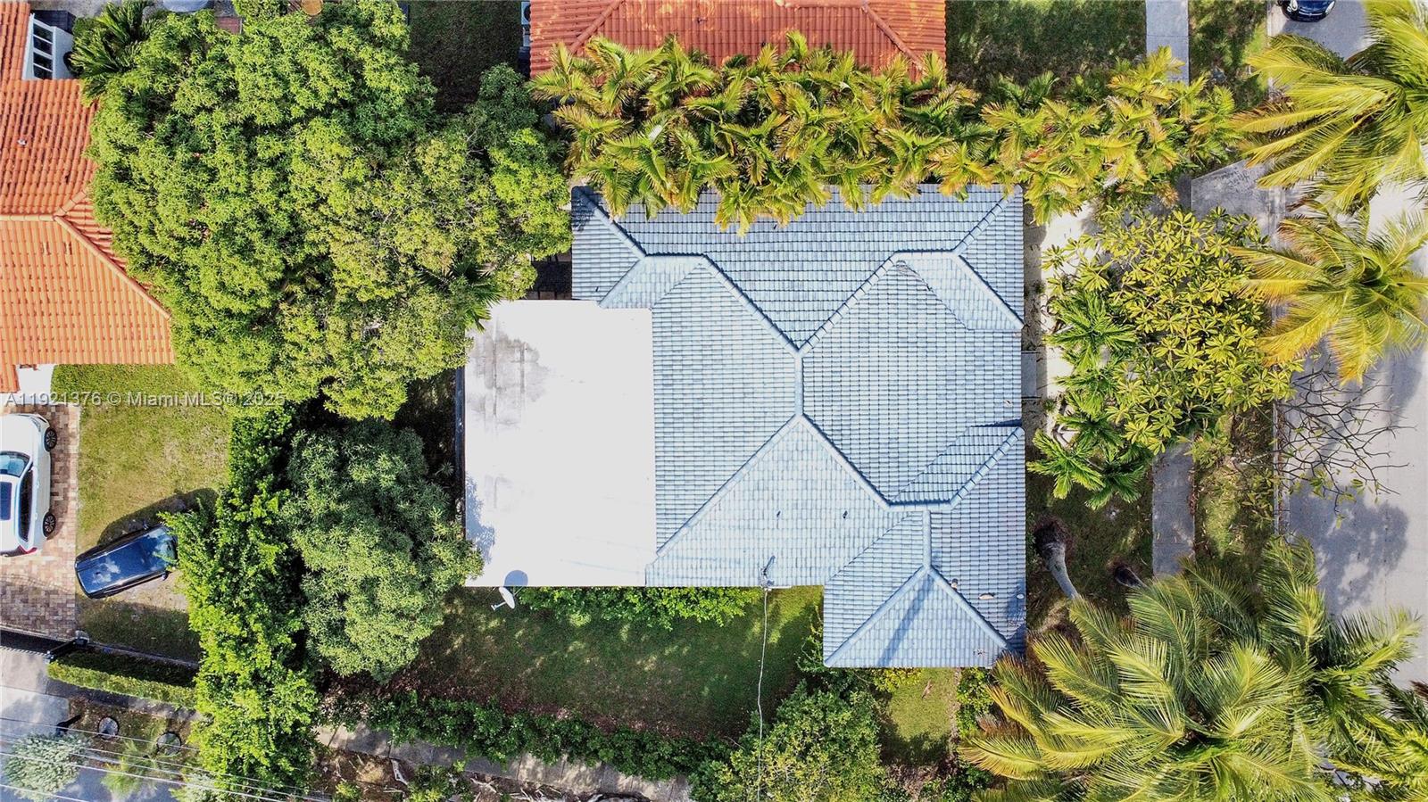 100 SW 30th Rd Miami, FL 33129