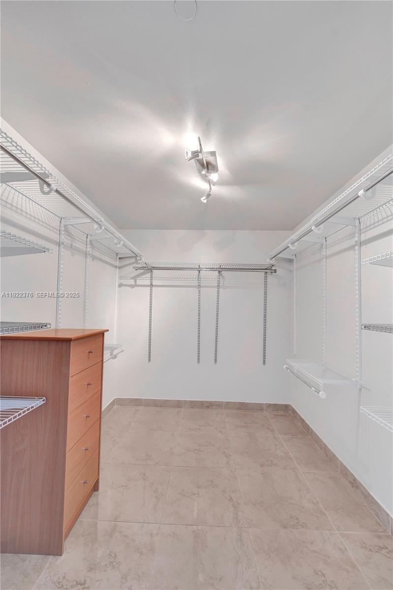 image The Metropolitan9