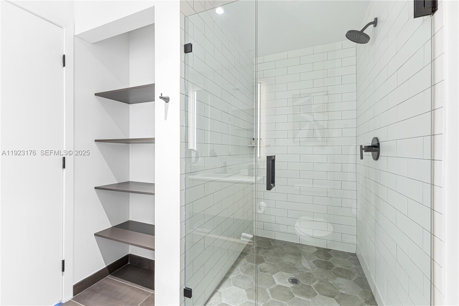 398 NE 5th St #4310 Miami, FL 33132