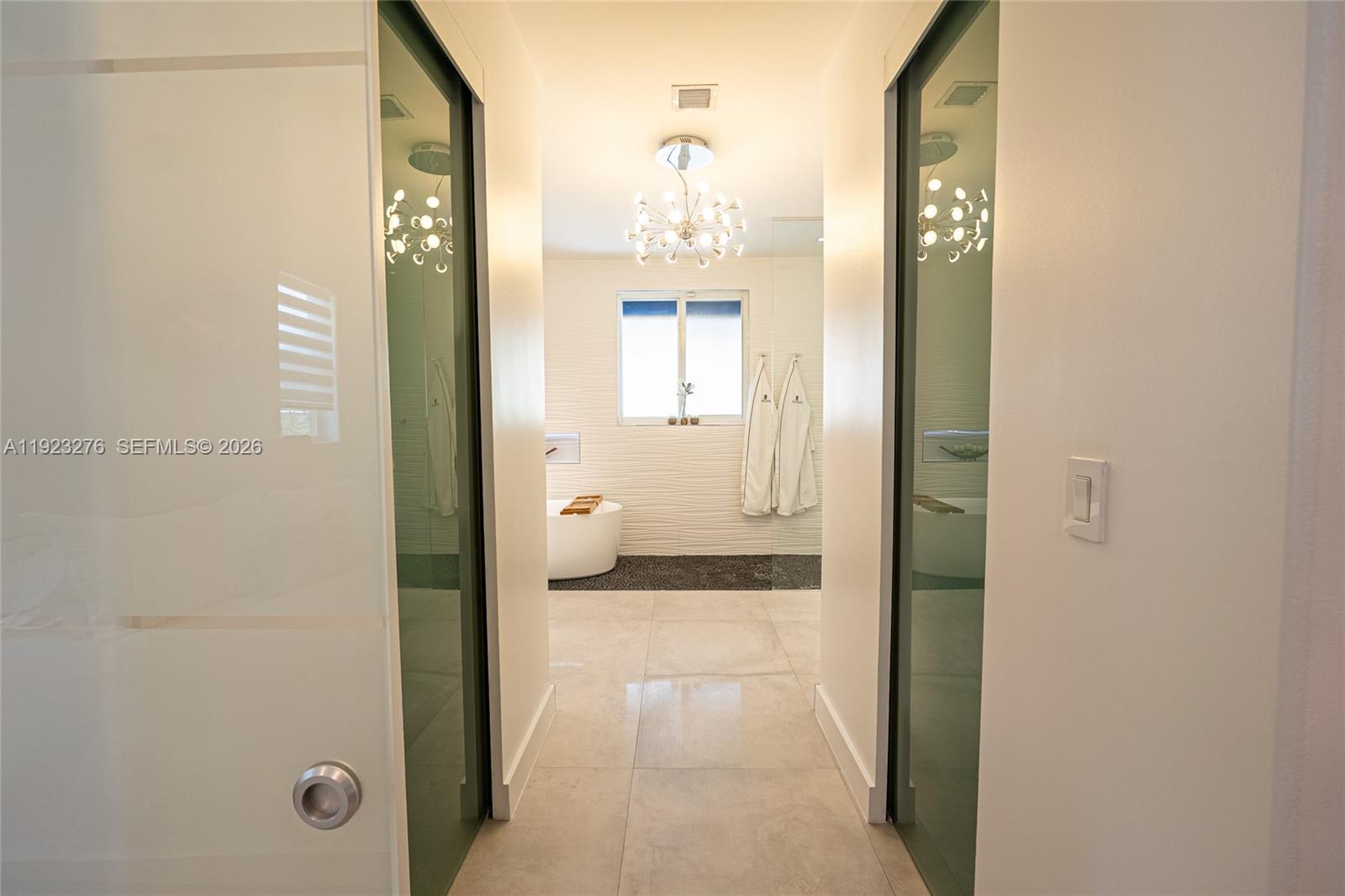 9895 NW 28th Ter Doral, FL 33172