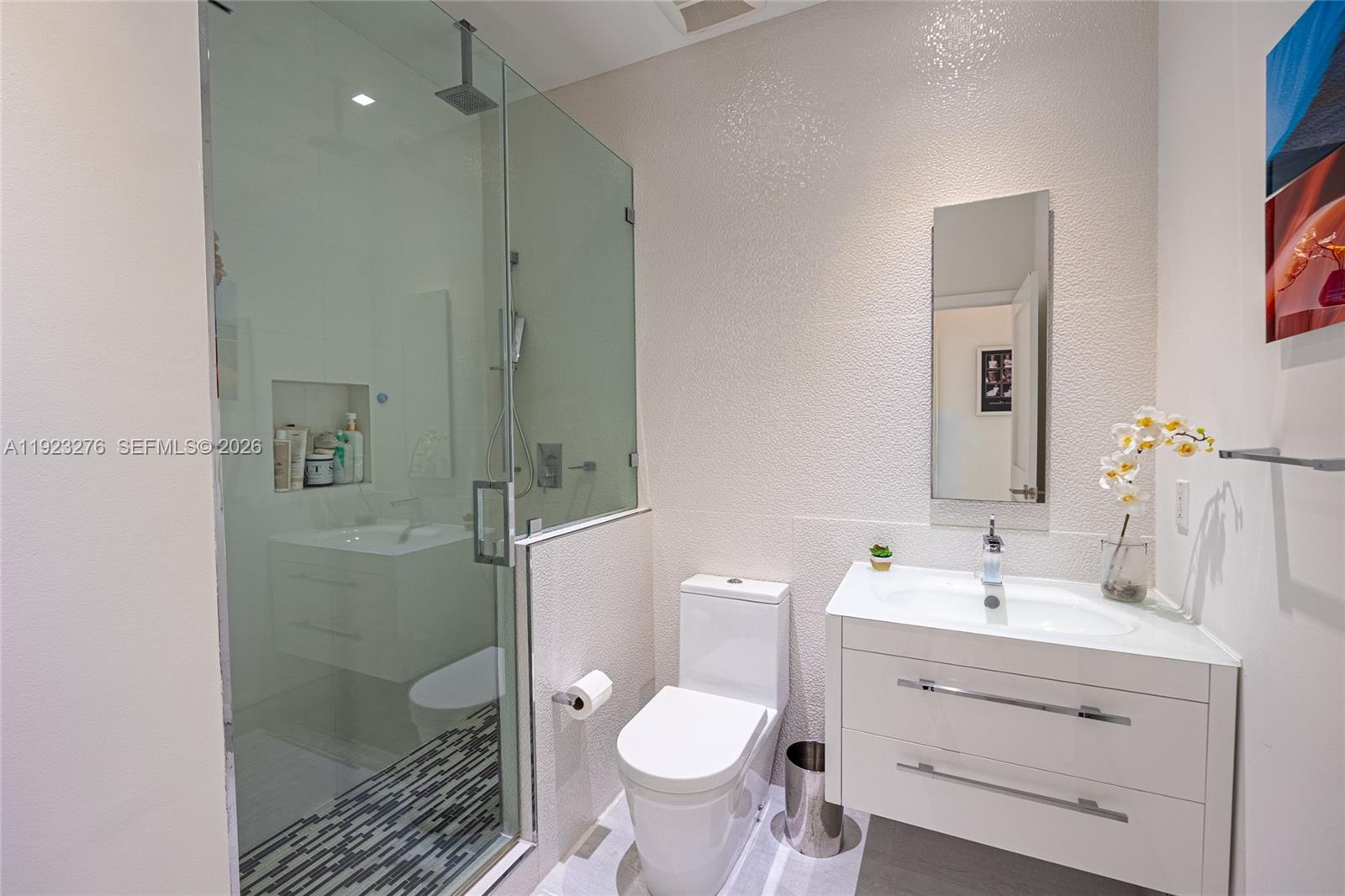 9895 NW 28th Ter Doral, FL 33172