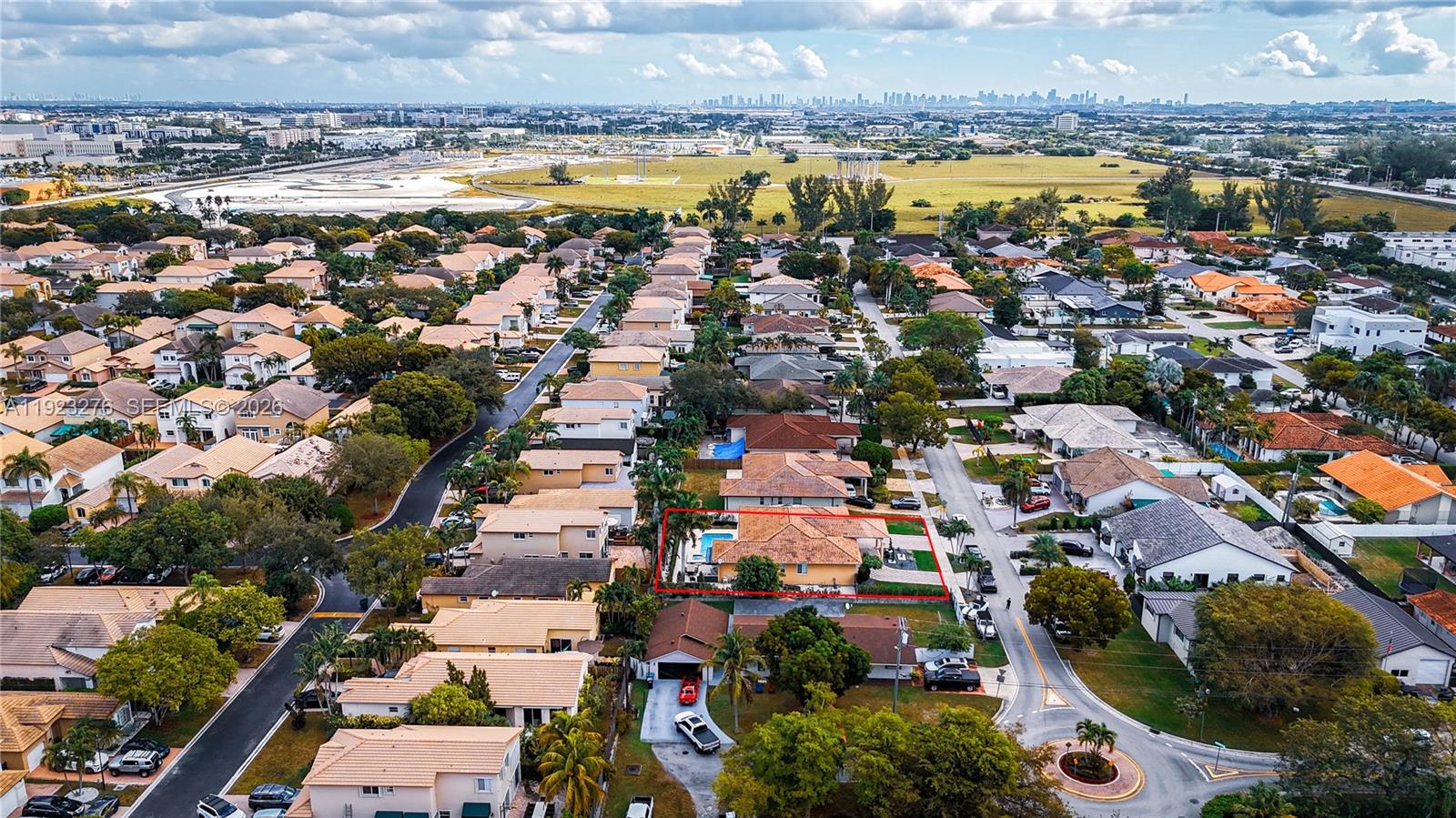 9895 NW 28th Ter Doral, FL 33172