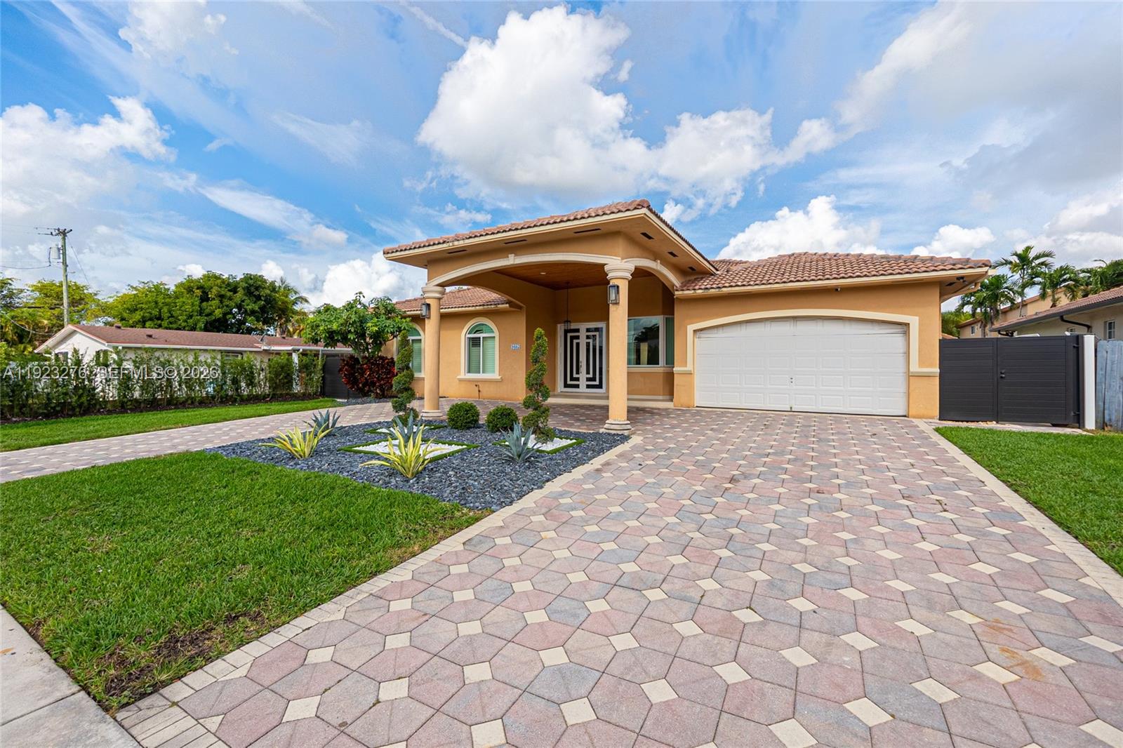9895 NW 28th Ter Doral, FL 33172