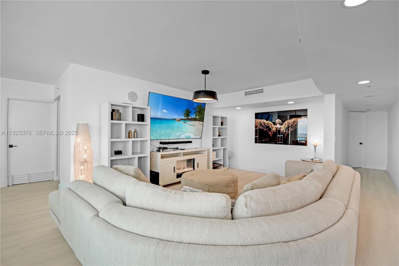 1800 N Bayshore Dr #2201 Miami, FL 33132