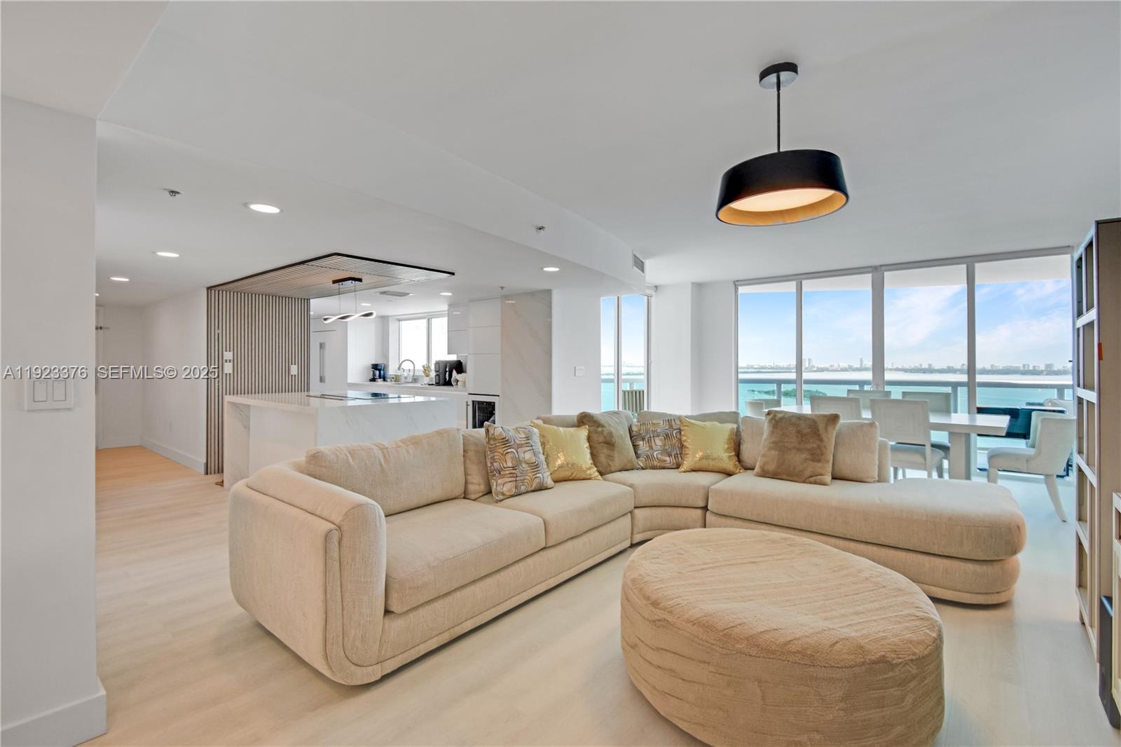 1800 N Bayshore Dr #2201 Miami, FL 33132