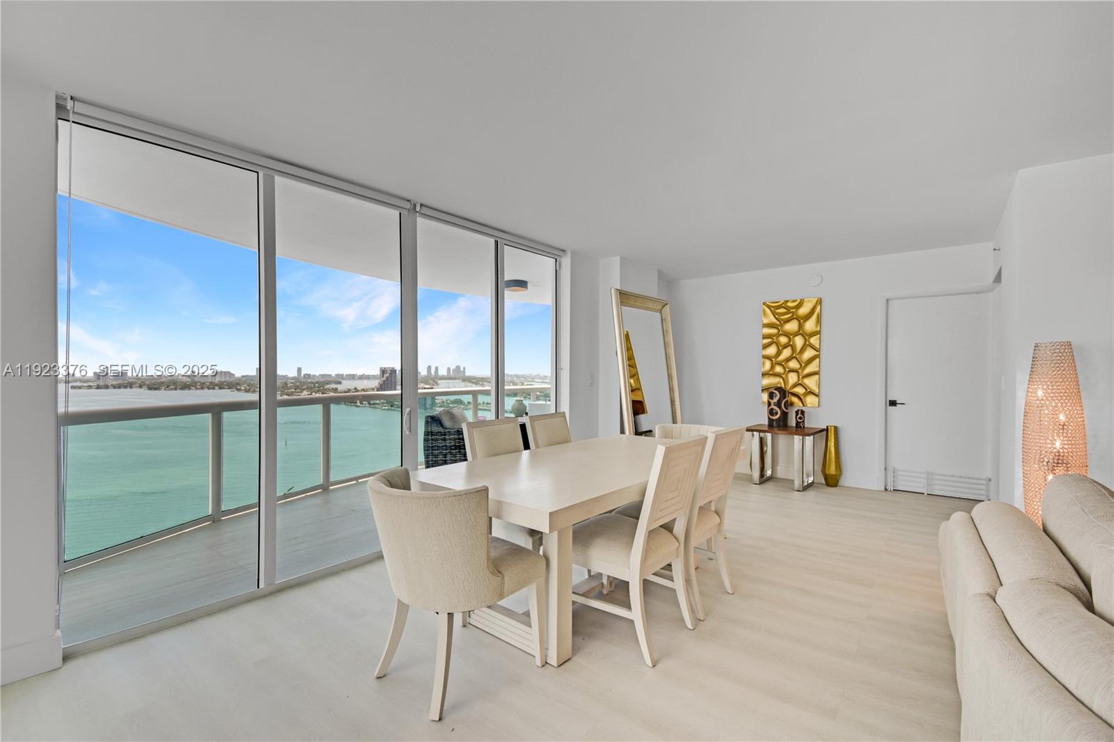 1800 N Bayshore Dr #2201 Miami, FL 33132