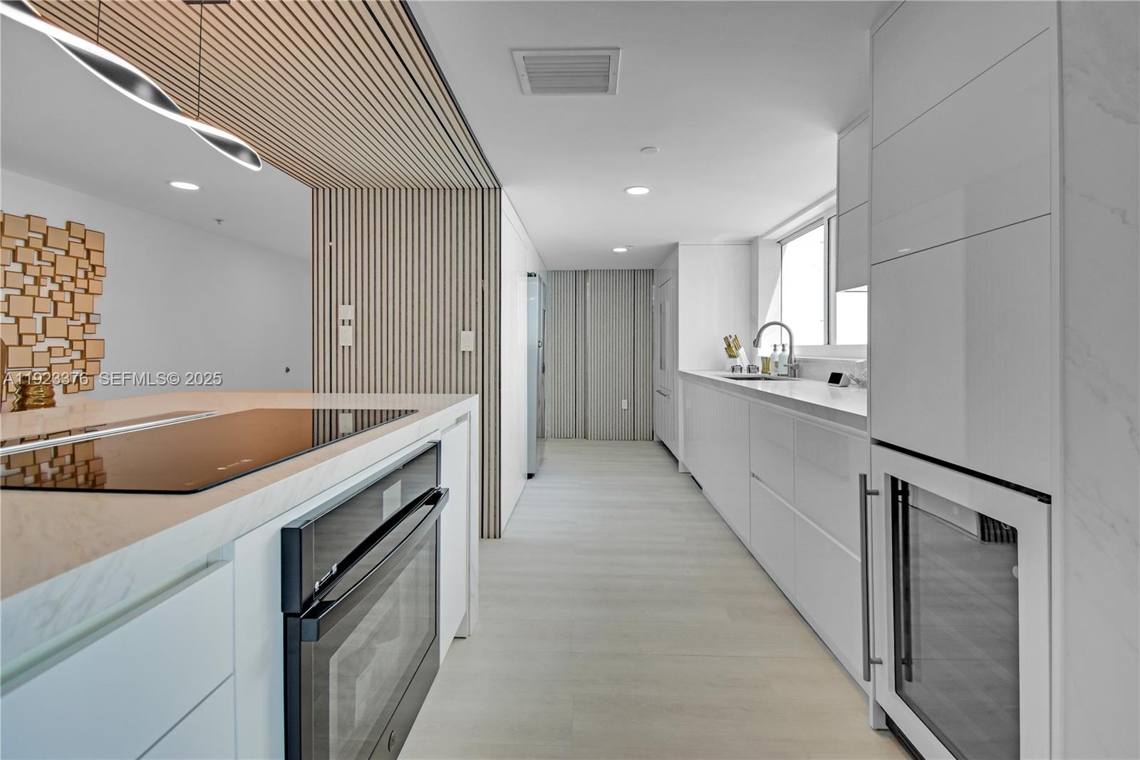 1800 N Bayshore Dr #2201 Miami, FL 33132