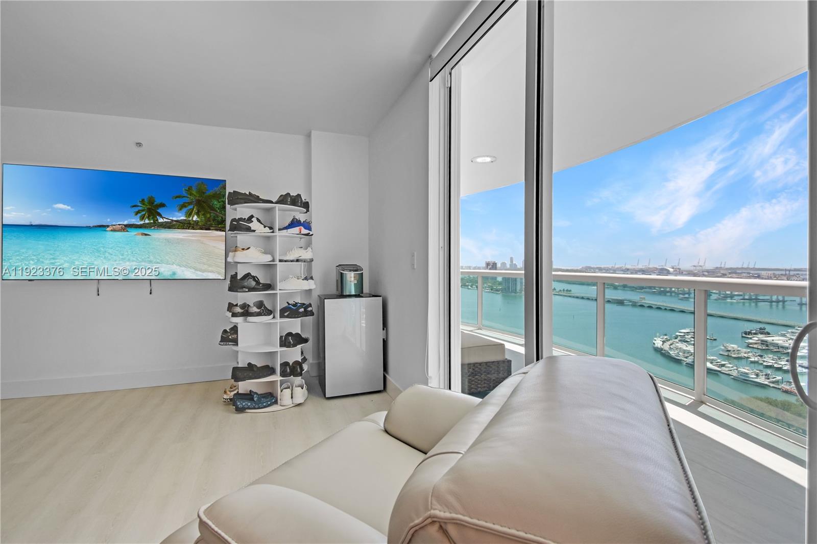 1800 N Bayshore Dr #2201 Miami, FL 33132