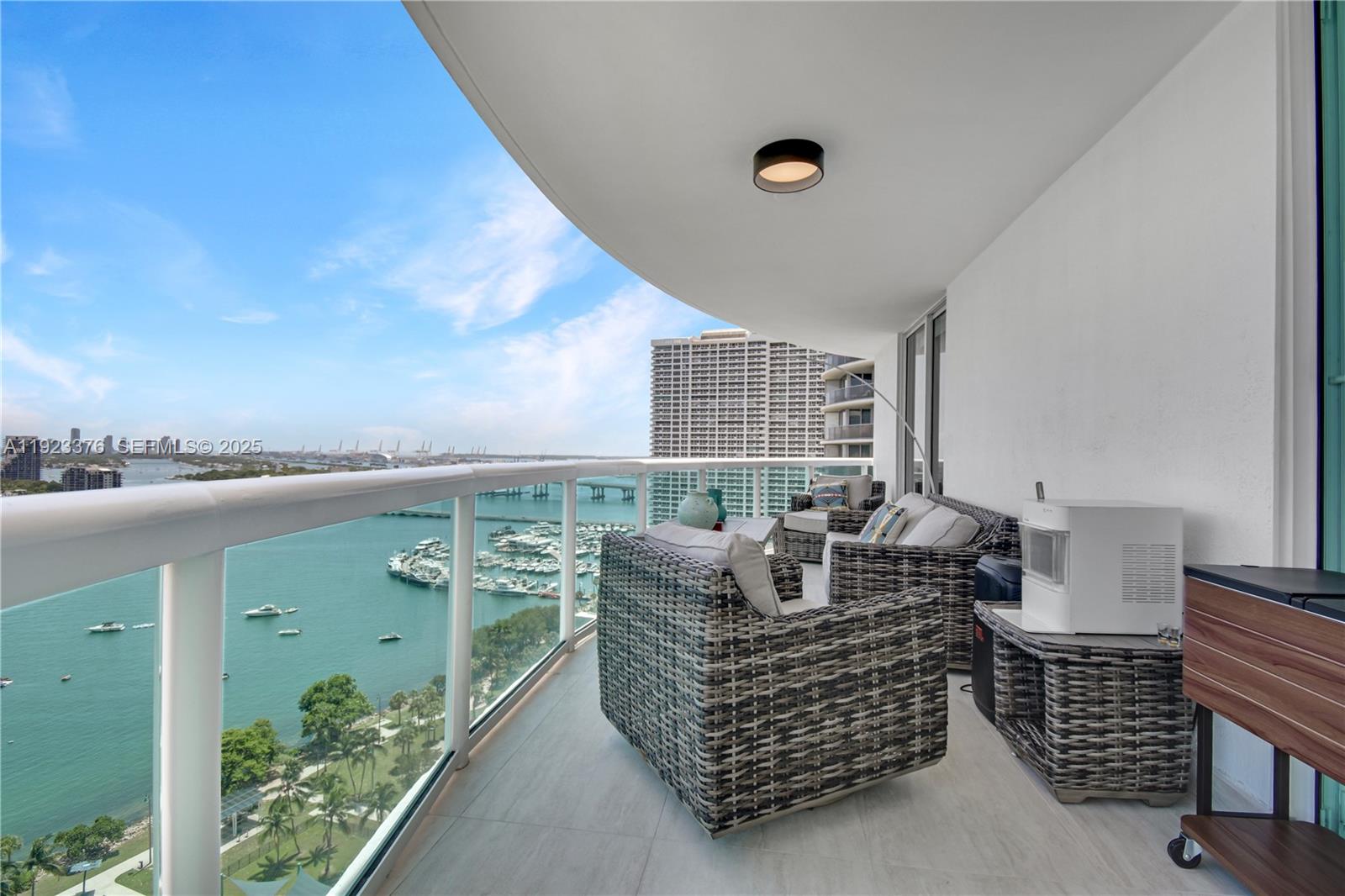 1800 N Bayshore Dr #2201 Miami, FL 33132