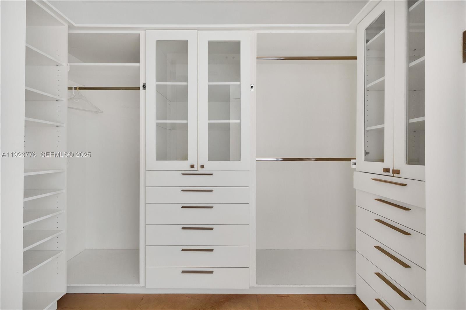 17875 Collins Ave #905 Sunny Isles Beach, FL 33160