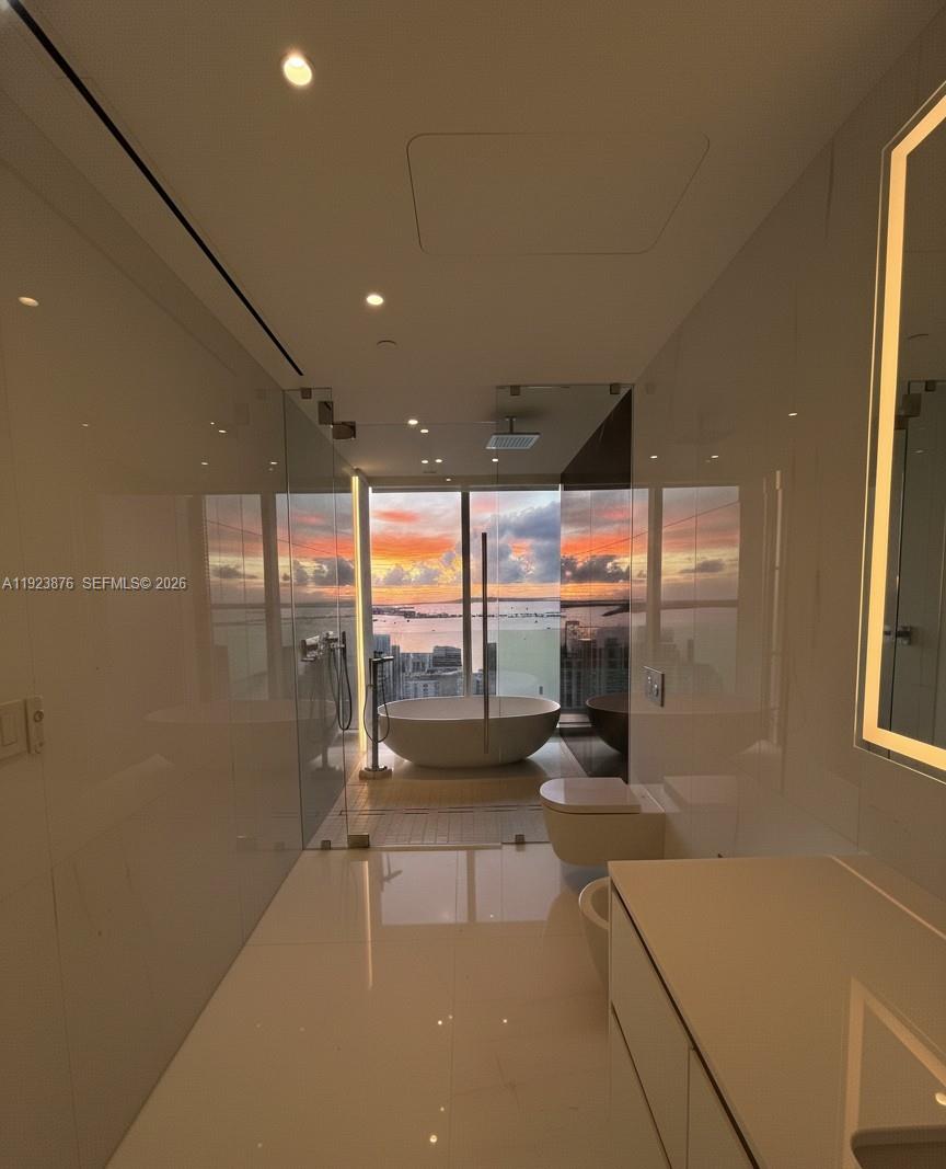 image Aston Martin Residences15