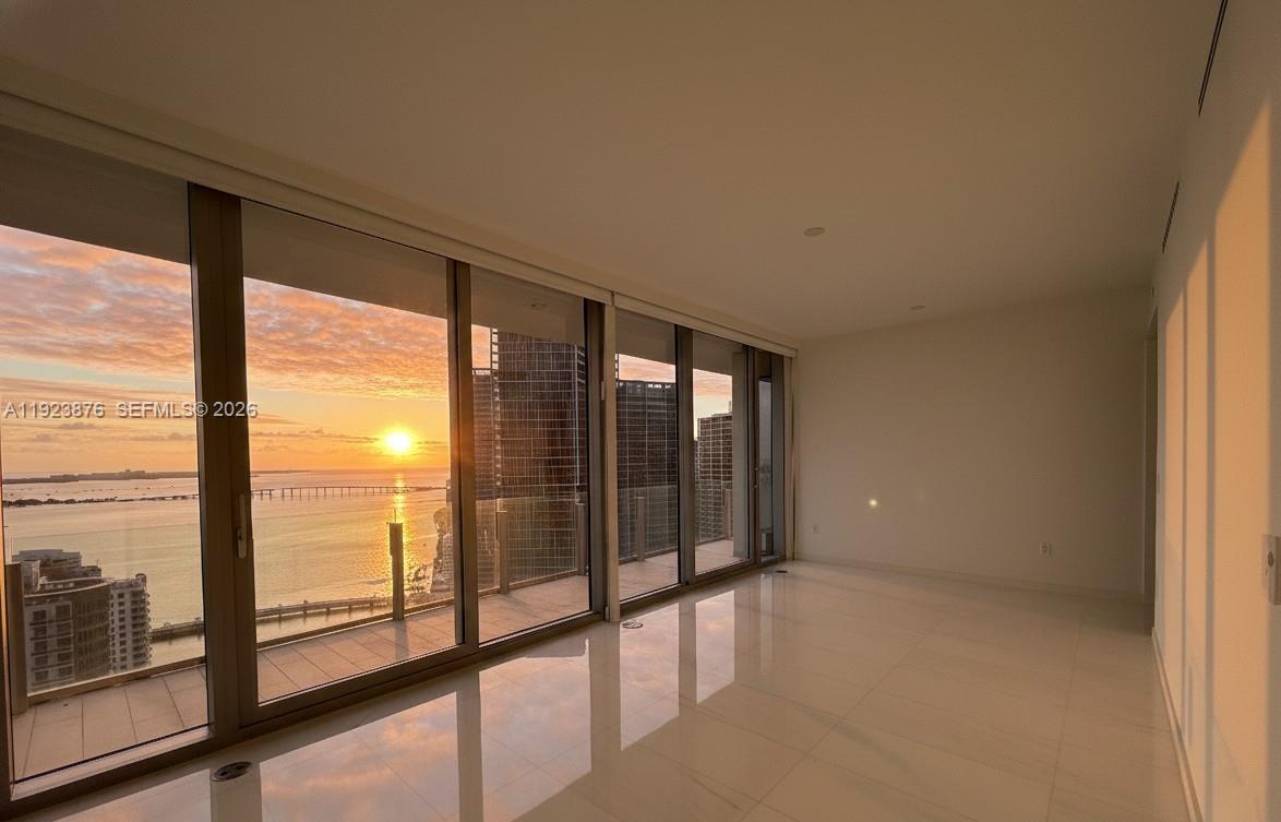 image Aston Martin Residences5