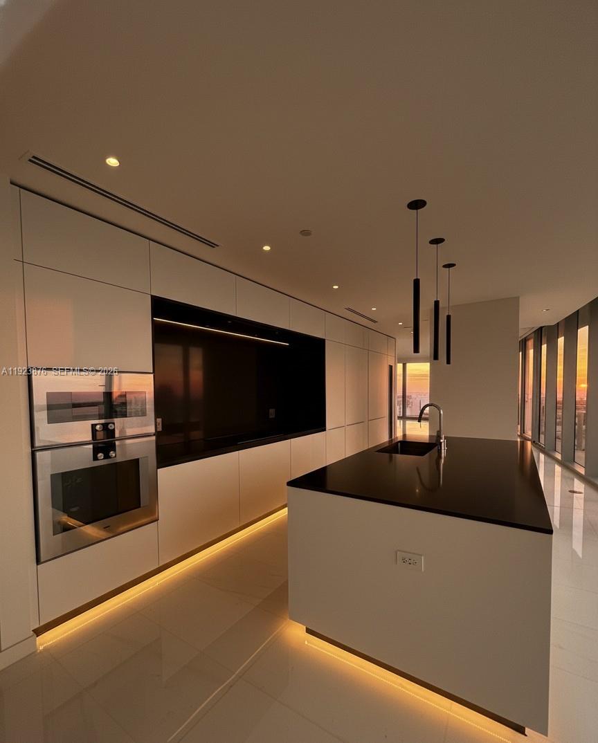 image Aston Martin Residences7