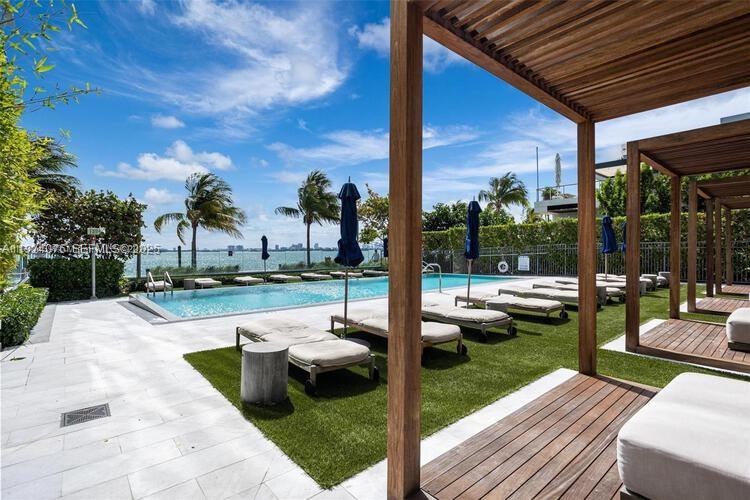 3131 NE 7th Ave #2805 Miami, FL 33137