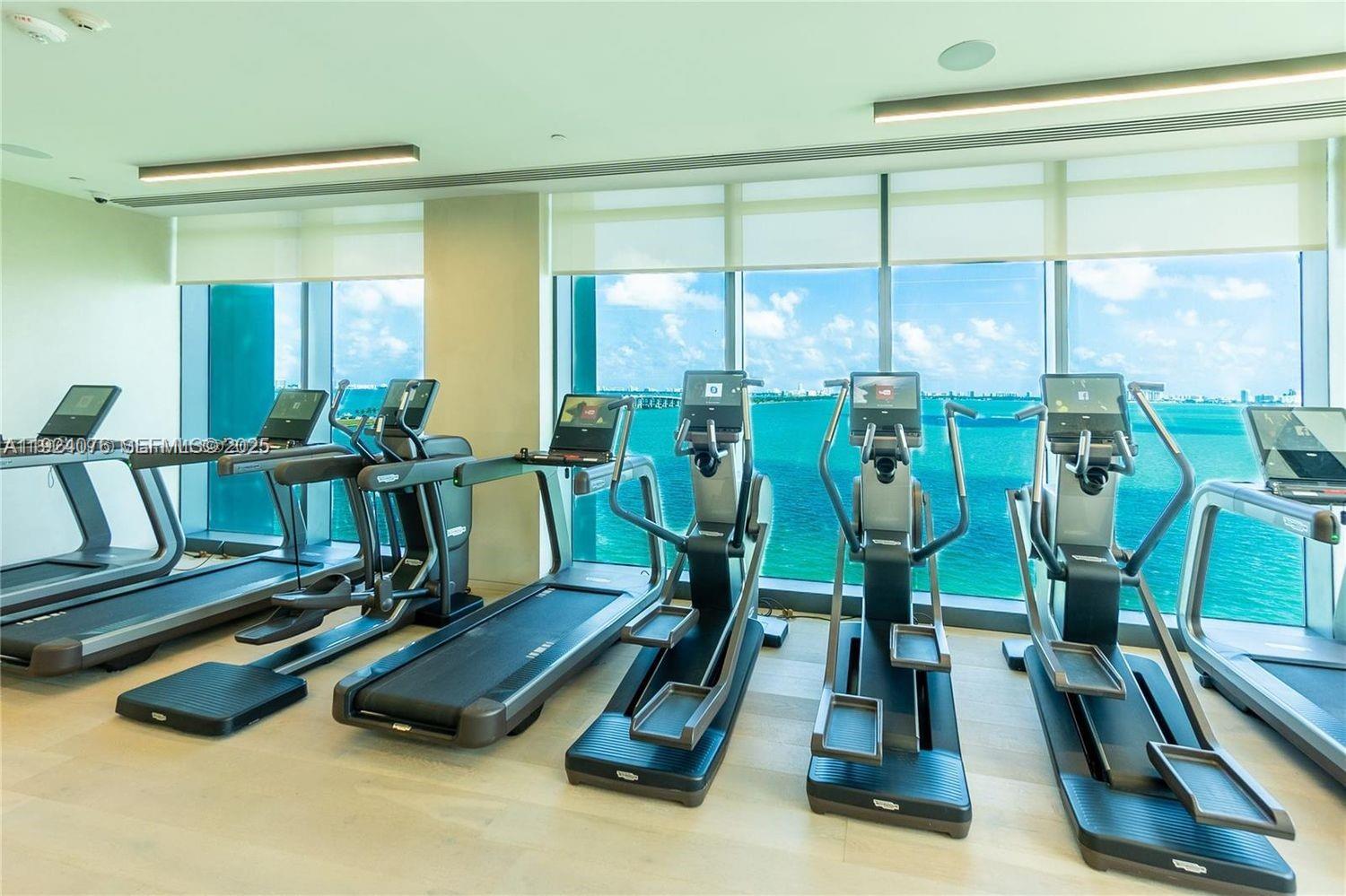 3131 NE 7th Ave #2805 Miami, FL 33137