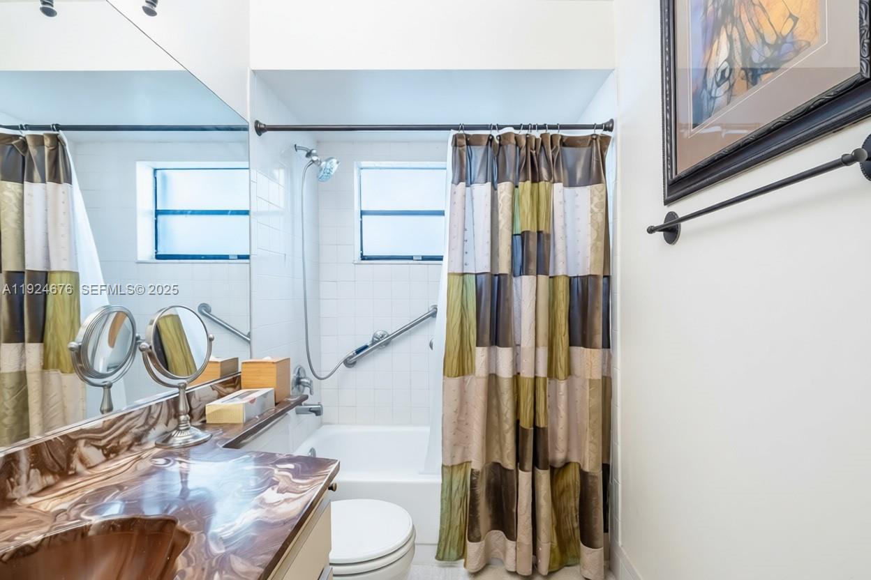 13585 SW 114th Ter Miami, FL 33186