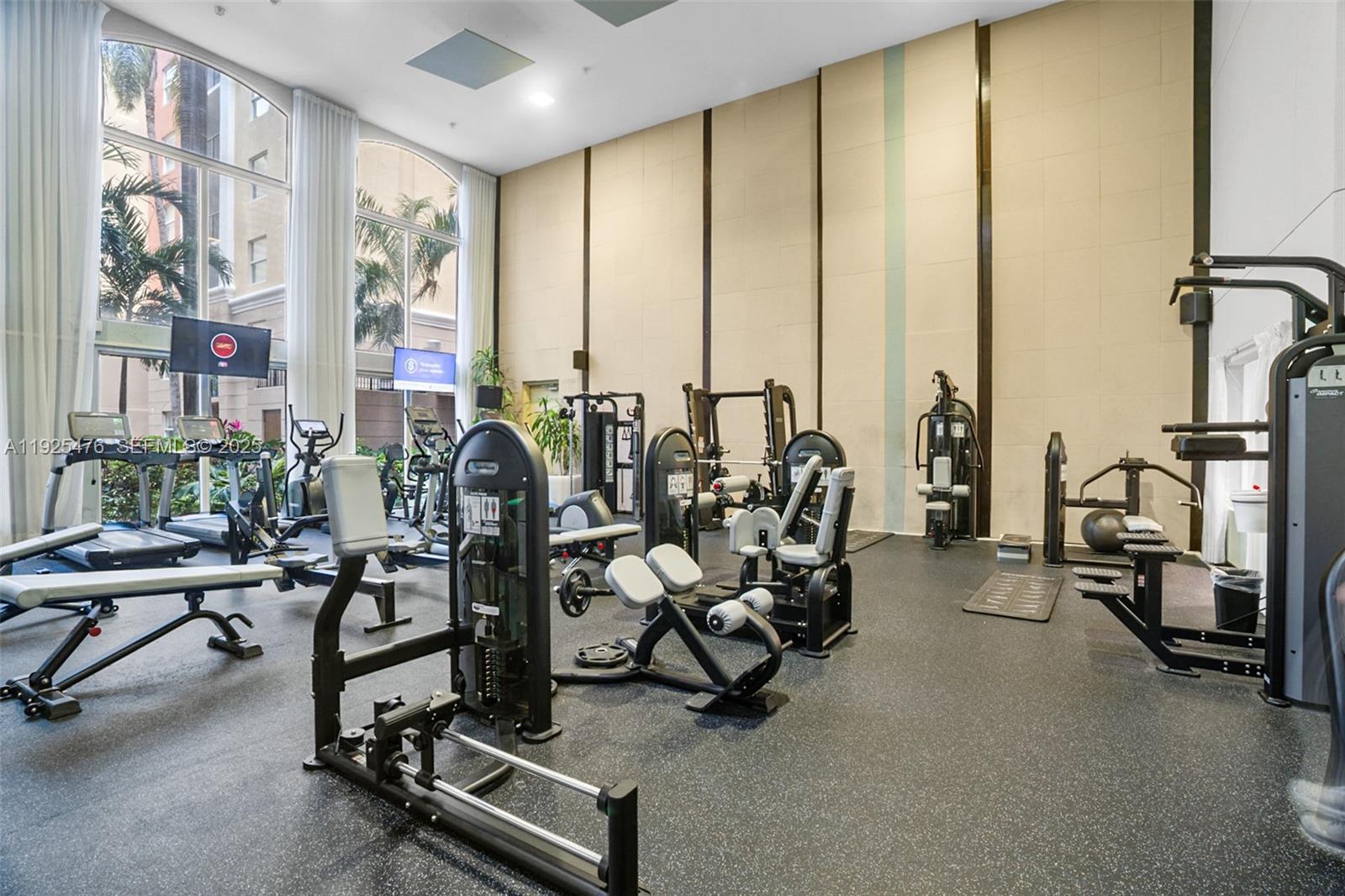 image Porto Bellagio Condo36